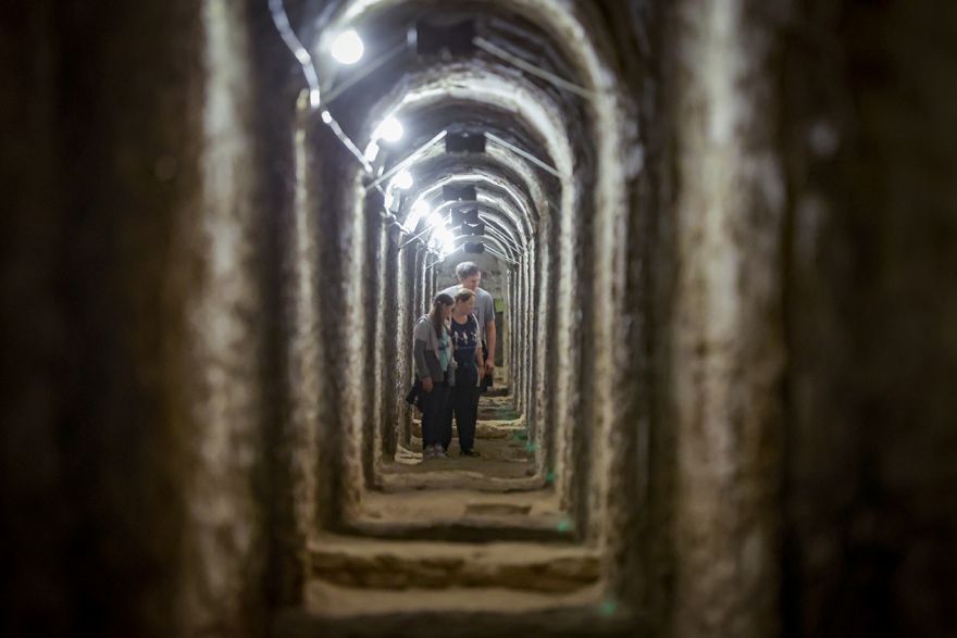Foto Führungen durch die unterirdischen Gänge der Bastion Drusus